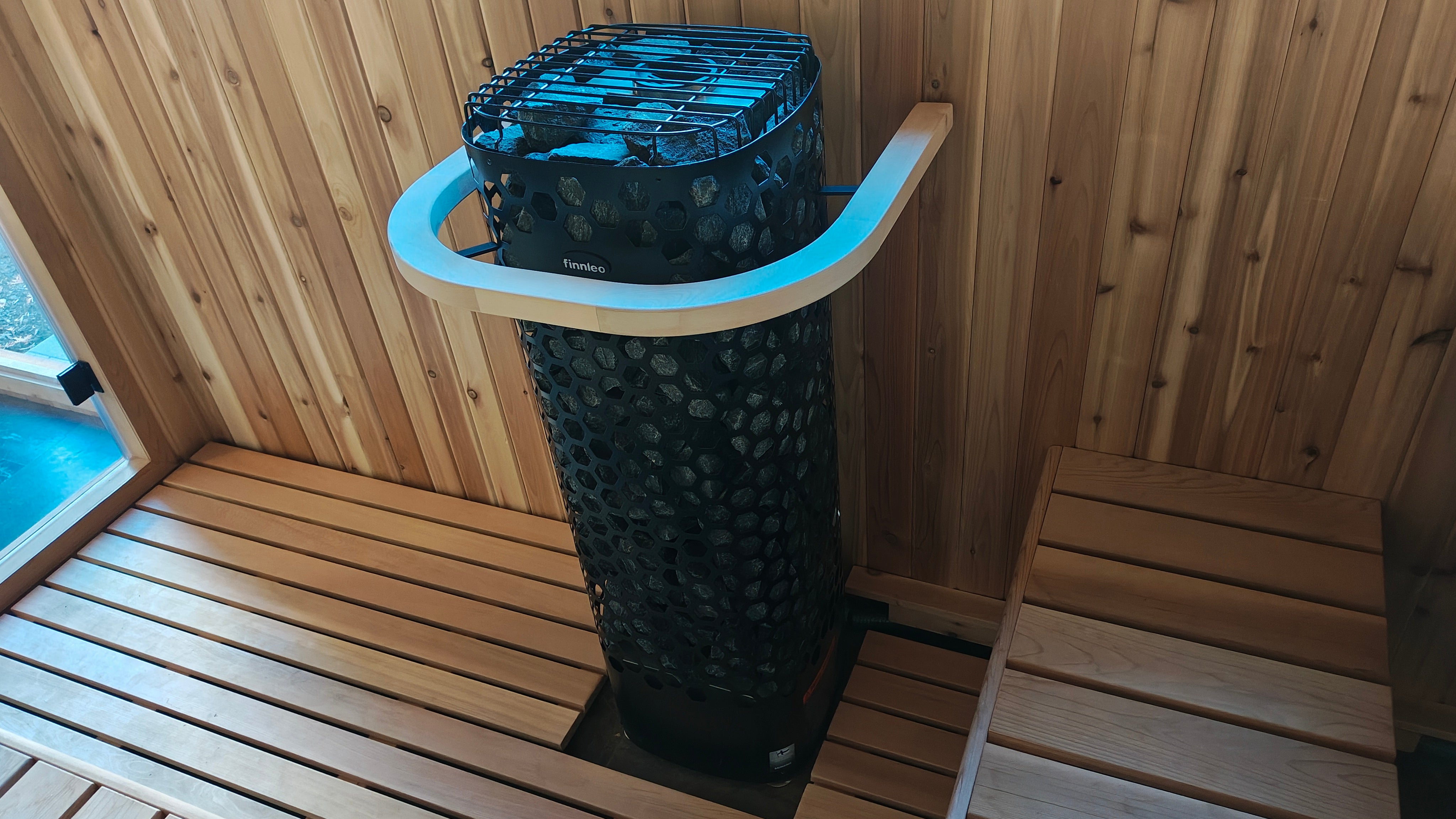 Pure Löyly Full cedar - Outdoor sauna PL66 – Pure Löyly Canada
