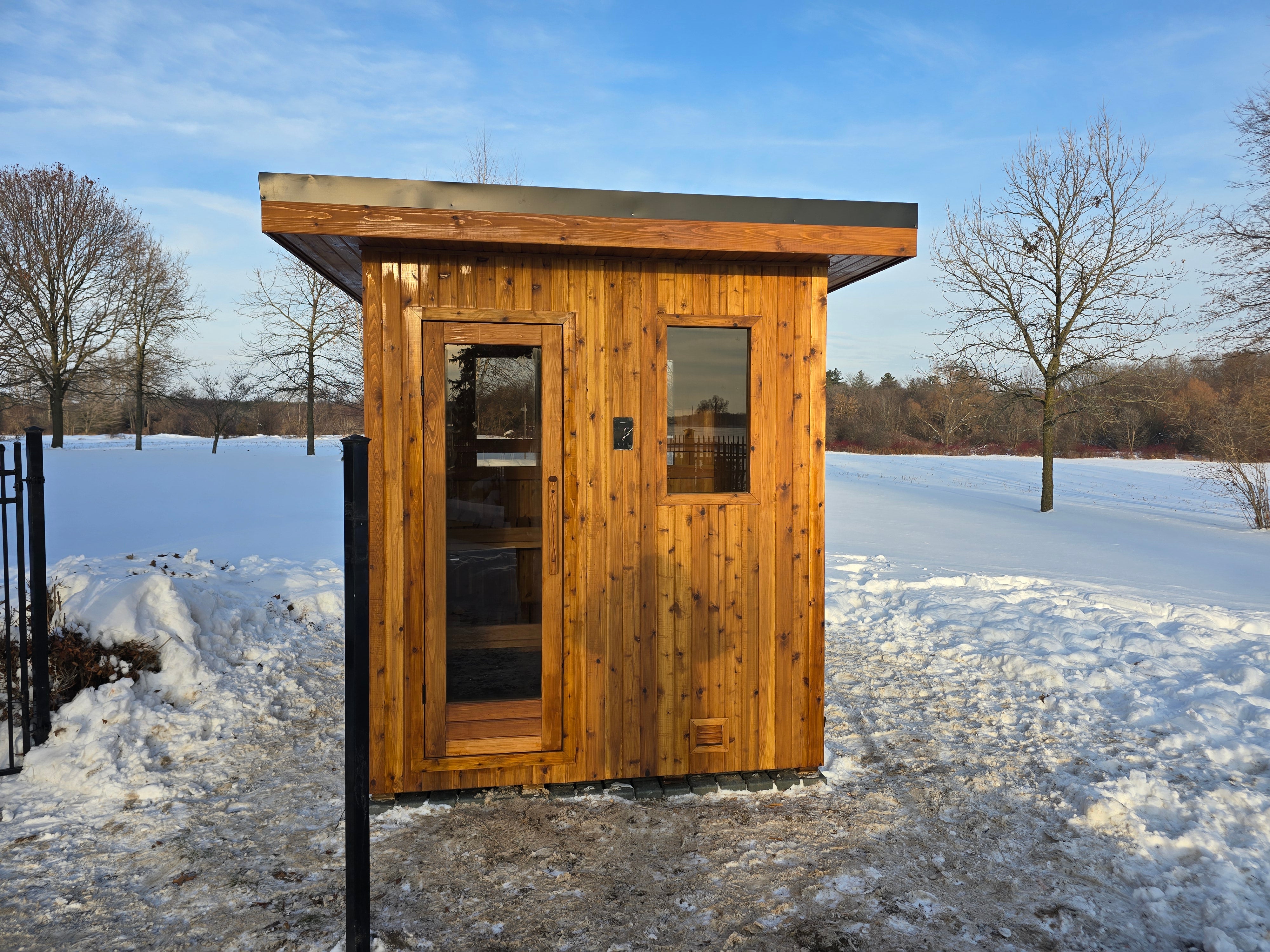 Pure Löyly Full cedar - Outdoor sauna PL66 – Pure Löyly Canada